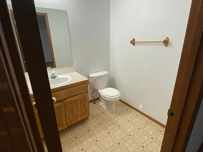 6101 North Regal Street — Photo 10