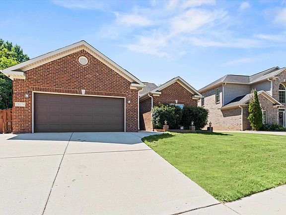 2nd image of 15124 Lakeside Trl