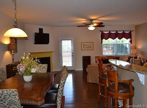2nd image of 7031 Woodsbay Ln #0