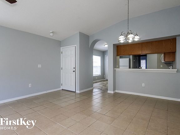 4th image of 514 Lindsay Anne Ct