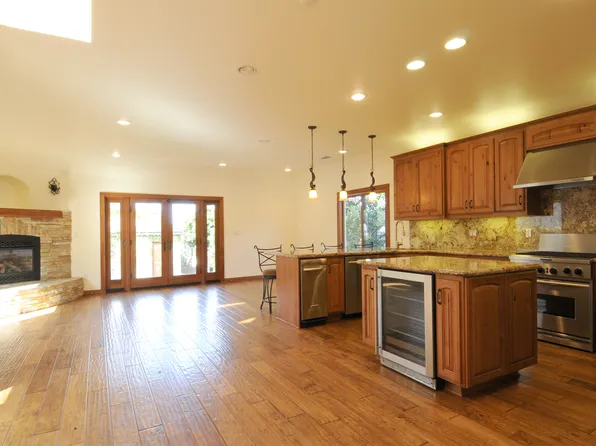 3611 W 244th St, Torrance, CA 90505