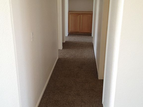 5th image of 16466 Solvang Ave