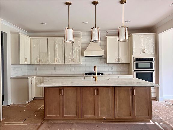 6th image of this home