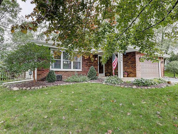 2nd image of 1026 S Grandview Blvd