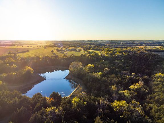 2nd image of 75AC Campbell Rd