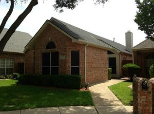 18736 Lloyd Cir, Dallas, TX 75252