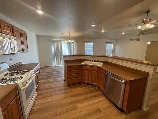 4310 Ruger Ct — Photo 6