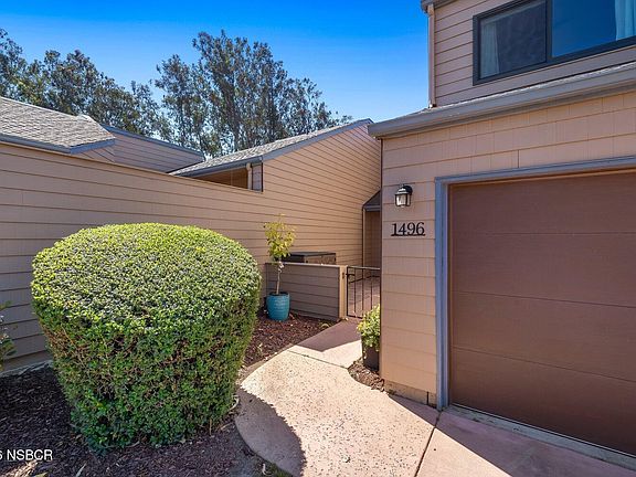 2nd image of 1496 Oakridge Park Rd