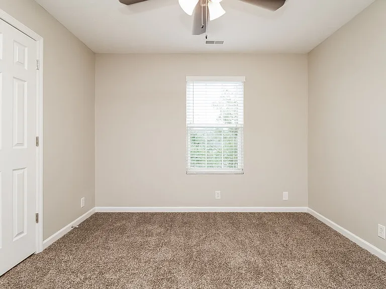 5082 Cornelius Dr — Photo 9