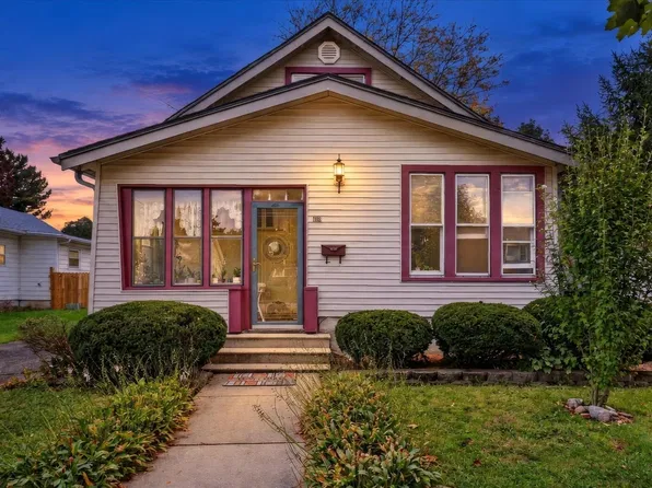 149 S Fremont St, Janesville, WI 53545