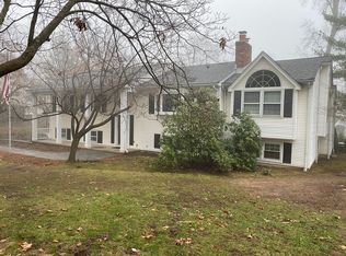 574 Farview Ave, Wyckoff, NJ 07481