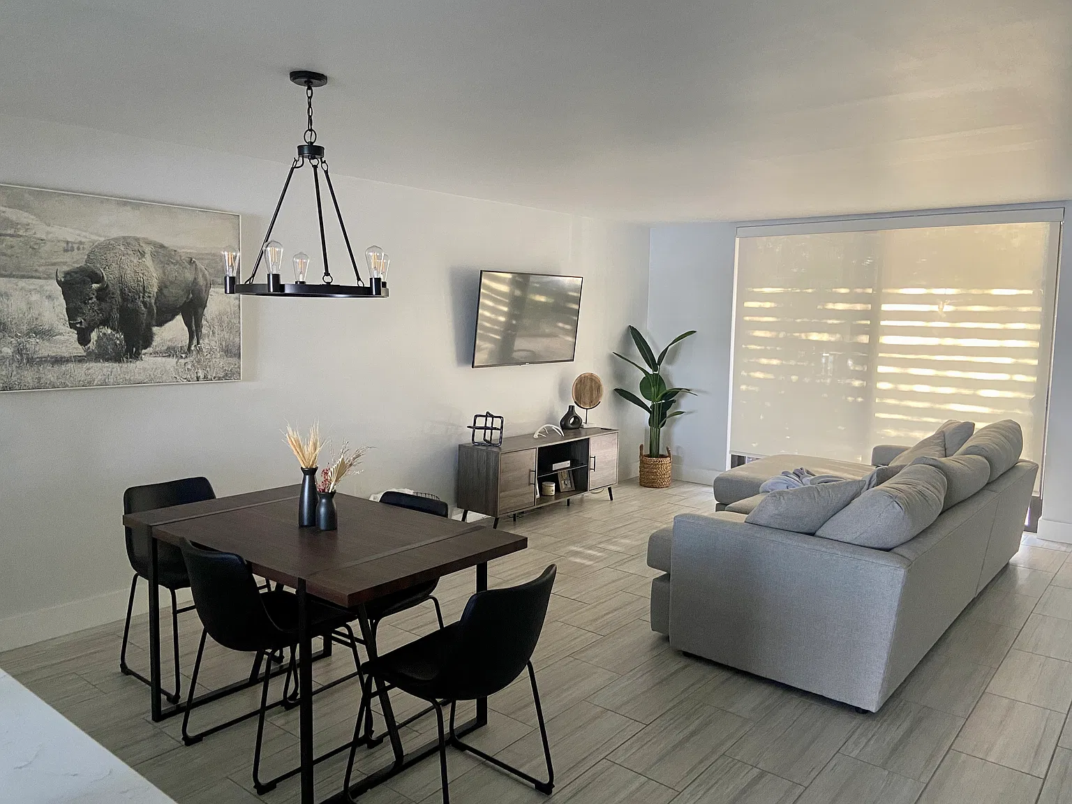 2 bed, 1.5 bath, 1349 sqft, $2,950 — Photo 4