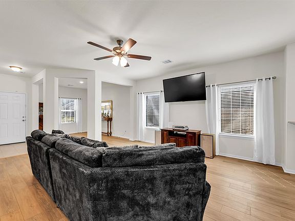 3rd image of 10510 Watershed Dr