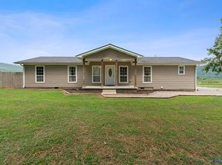 1495 Hurricane Rd, New Market, AL 35761