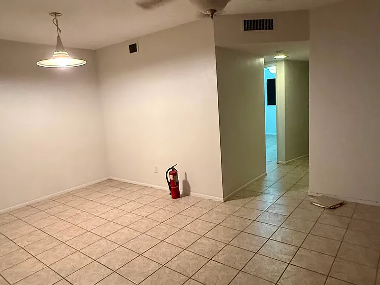 601 Pine Dr #104 — Photo 13