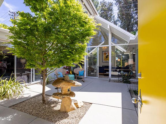 4th image of 416 Camino Manzanas