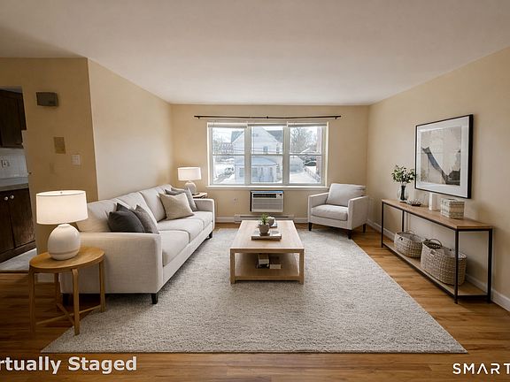 3rd image of 24 Merrill Street APT B3