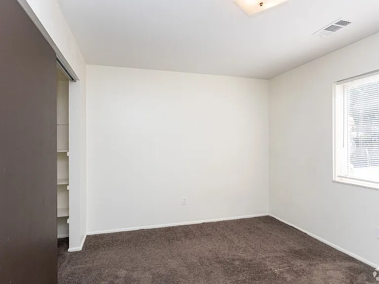 The Vue @ 214 Apartments — Photo 13