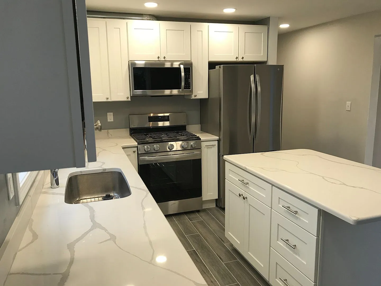 Renovated single-family home for rent in a highly convenient Braintree location! — Photo 3
