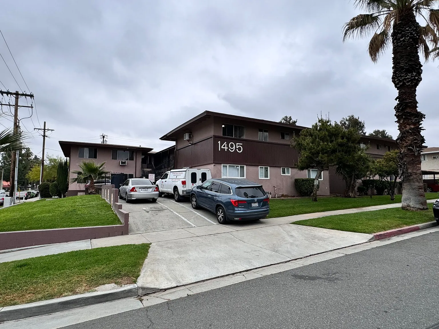 7th St — Photo 3
