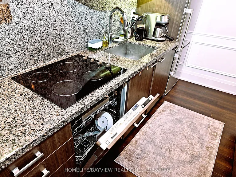 120 Harrison Garden Blvd #735 — Photo 21