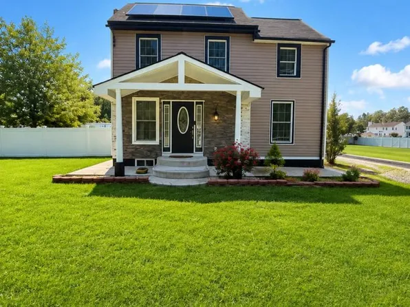 206 Jarvis Rd, Sicklerville, NJ 08081