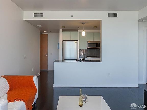 3rd image of 501 Beale St Unit 6C