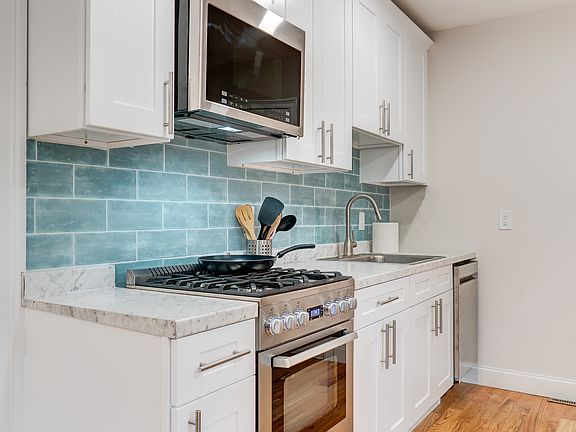 5th image of 18 Mechanic St APT 2