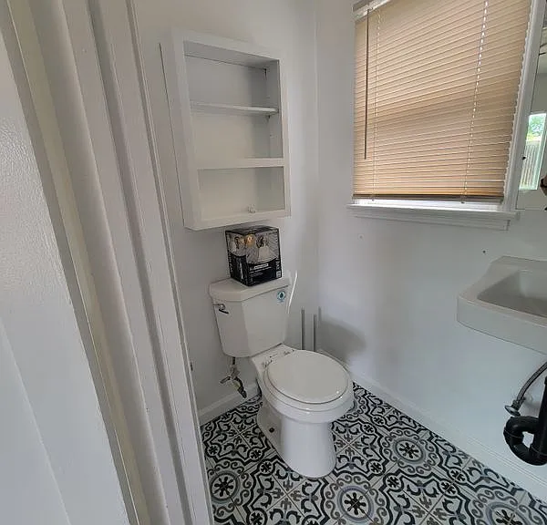 1706 Diane Dr — Photo 3