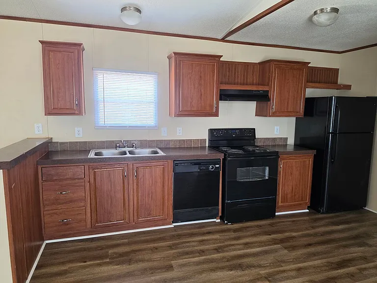3509 Cesar Chavez Dr — Photo 8