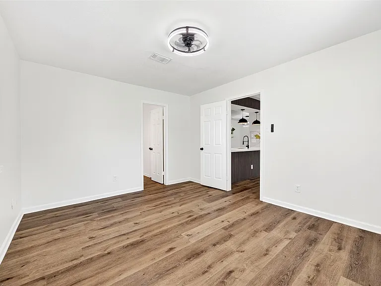8618 Van Hut Ln — Photo 20