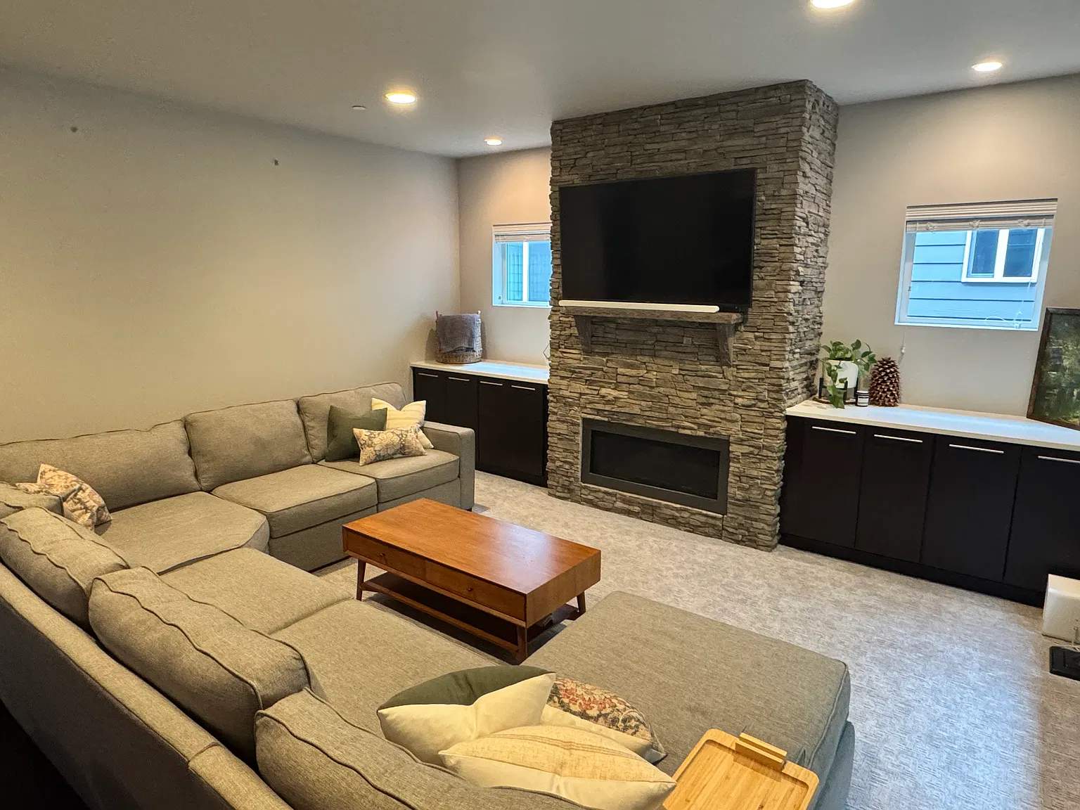 5 bed, 2814 sqft, $4,500 — Photo 4