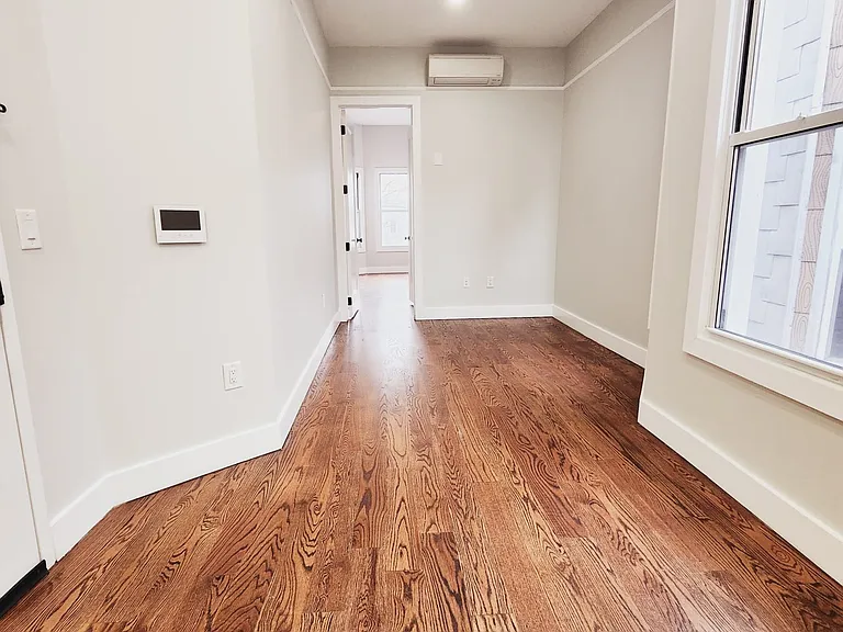 112 Duncan Ave #1C — Photo 12