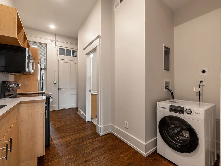 1007 Dayton St — Photo 23