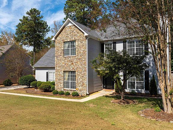 5th image of 1108 Amberley Woods Dr