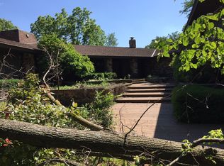 1001 Cherry Valley Rd, Bull Valley, IL 60050