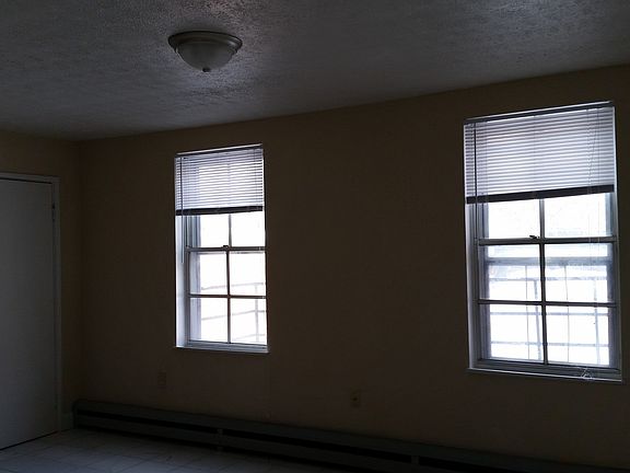 3rd image of 1605 Broadway St APT 850