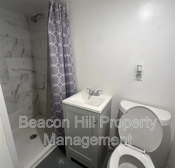 1125 E 99th St — Photo 10