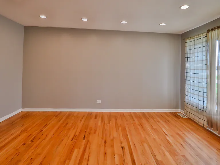 7119 Stanford Dr — Photo 13