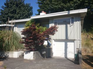 2324 48th Ave SW, Seattle, WA 98116