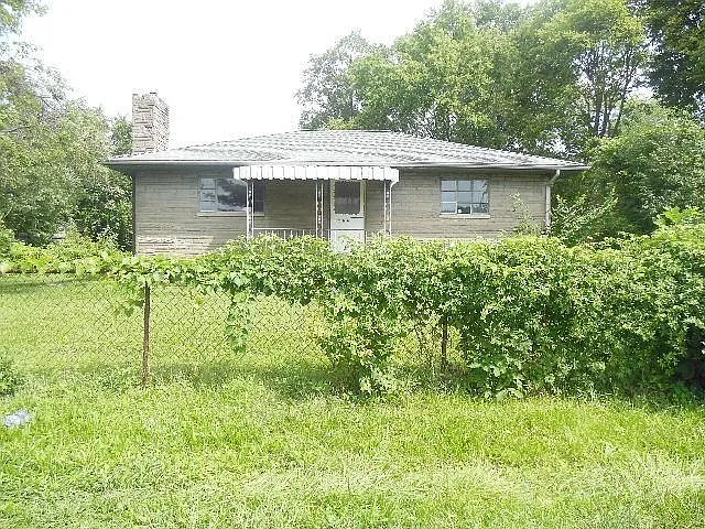 1666 Reinhard Ave photo 1