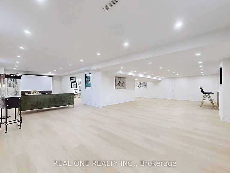 99 Aitken Cir — Photo 41