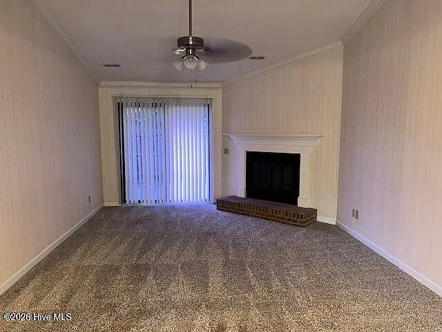 3 bed, 2.0 bath, 1420 sqft, $1,600 — Photo 3