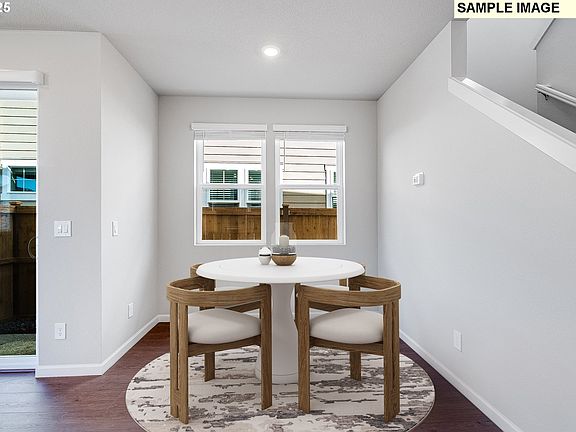 5th image of 8473 SE Apricot Ln