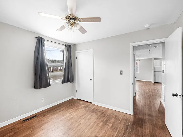 5023 Packard Dr — Photo 24
