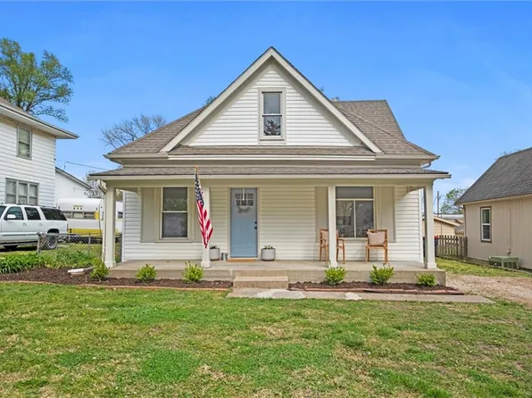 2817 N 155th Ter, Basehor, KS 66007