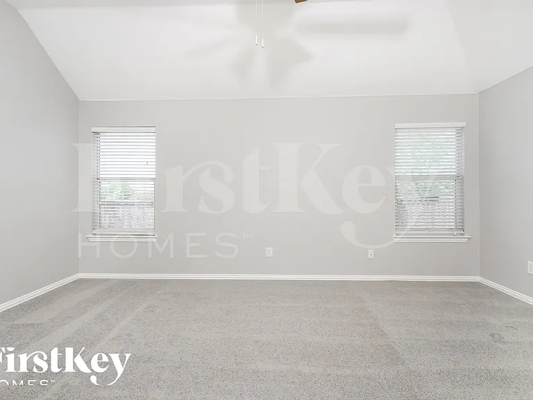 8 Willowstone Ct — Photo 12