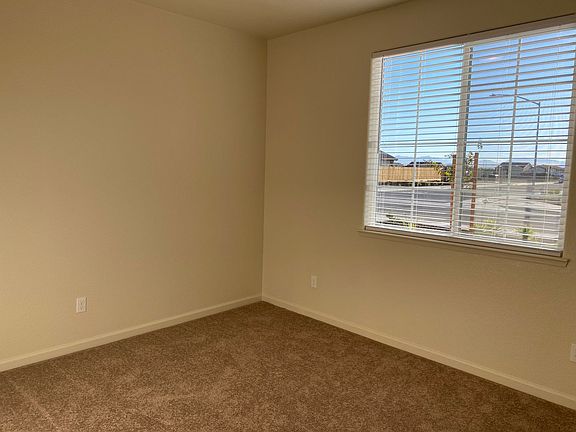 4th image of 1933 Gus Villalta Dr