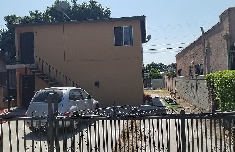 Building Photo 3
