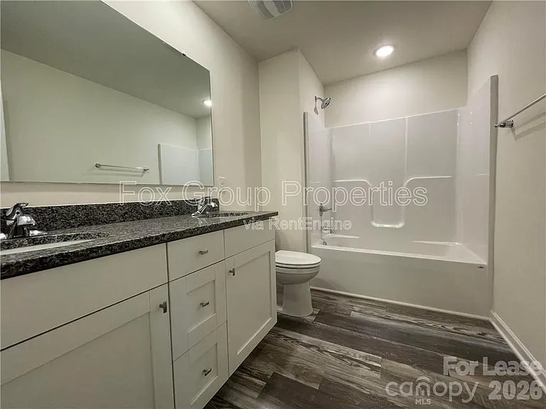 582 30th Avenue Cir — Photo 11